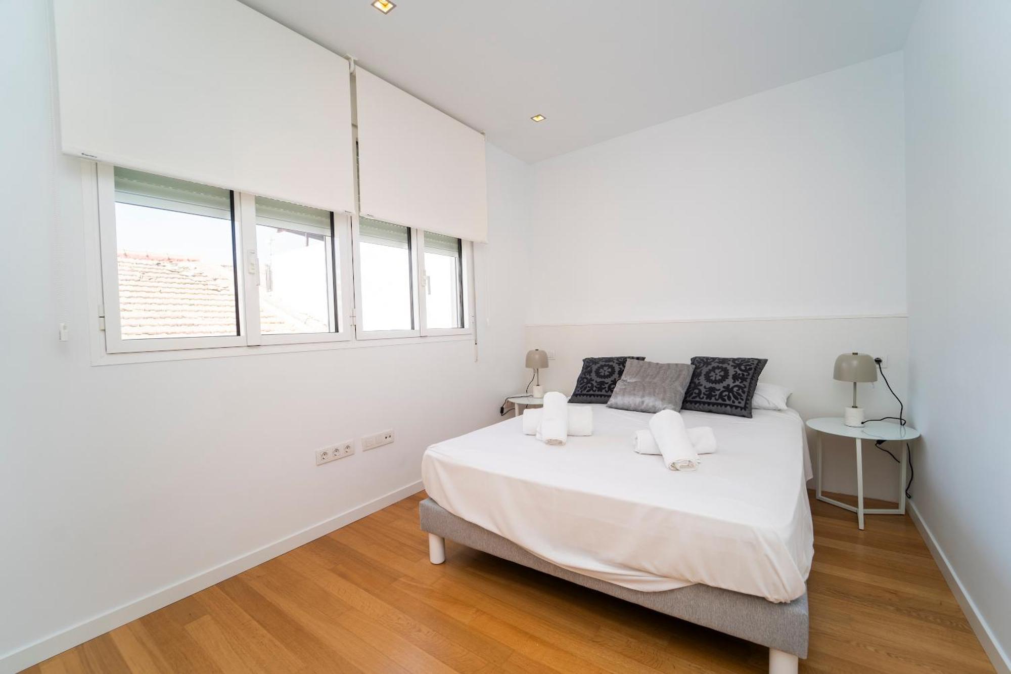 Apartamentos Alicante Centro By Renthas エクステリア 写真